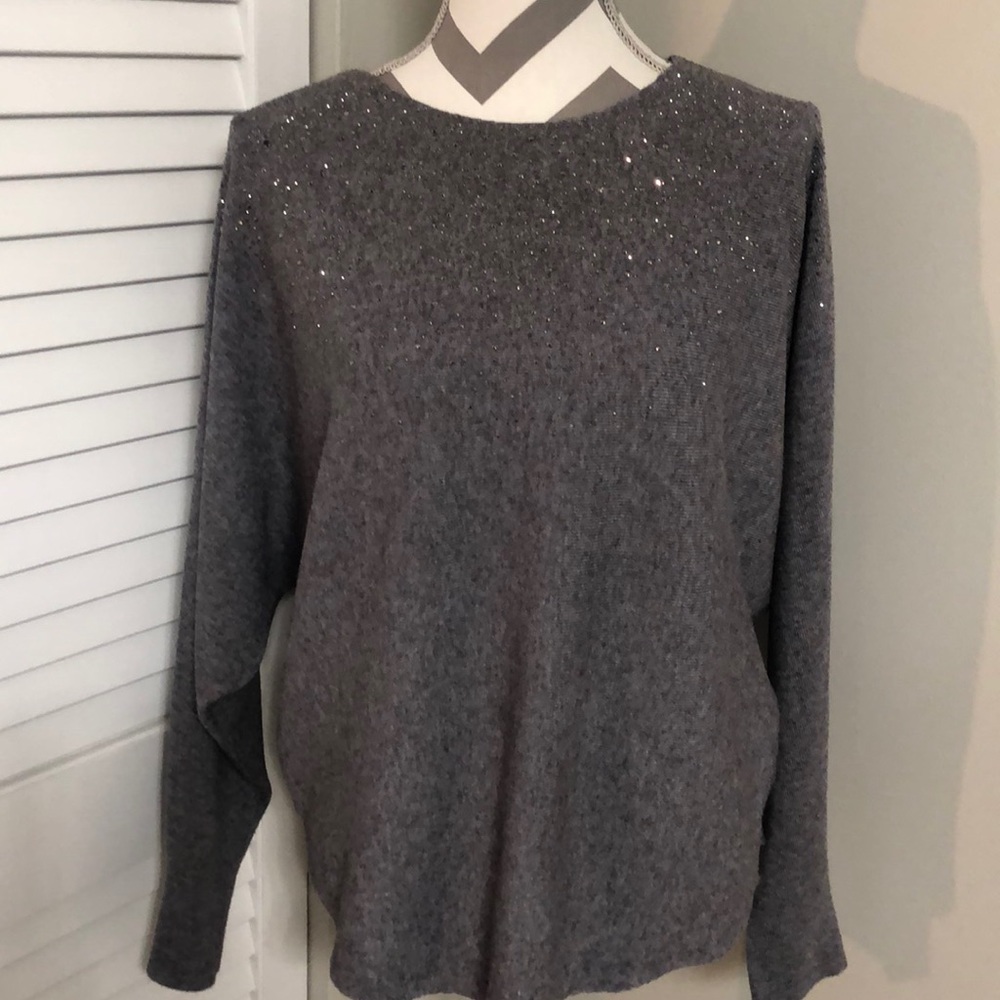 🎉 Vila Milano Gray Sweater